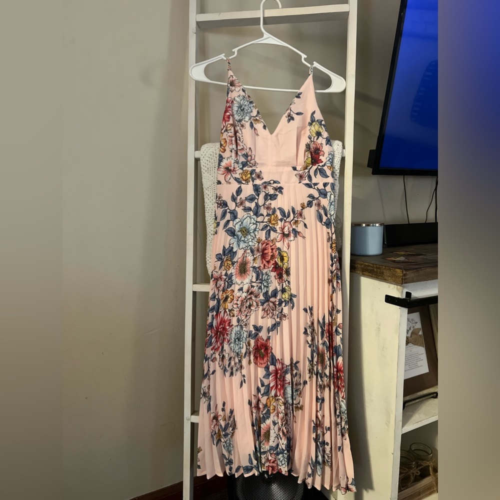 Beautiful dress size M